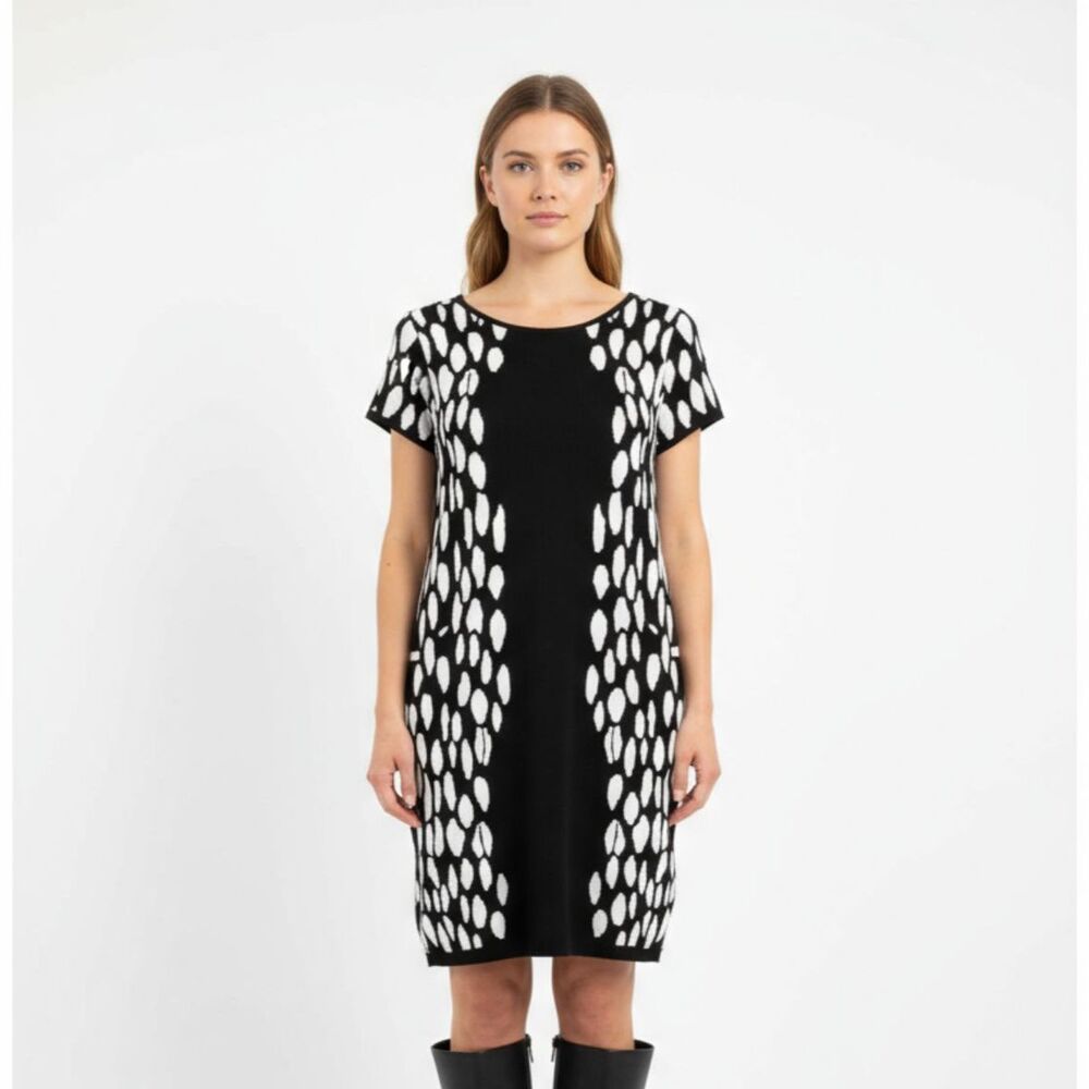 Carmen Marc Valvo Black & White Print Short Sleeve Knit Dress M